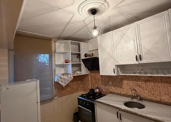 Liva * Айвалик